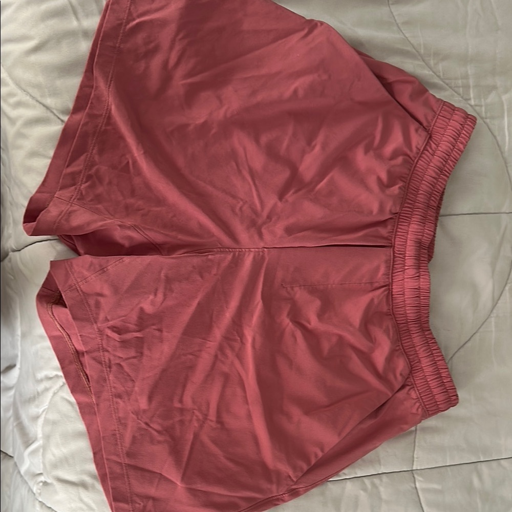 Lululemon pace breaker 5 in